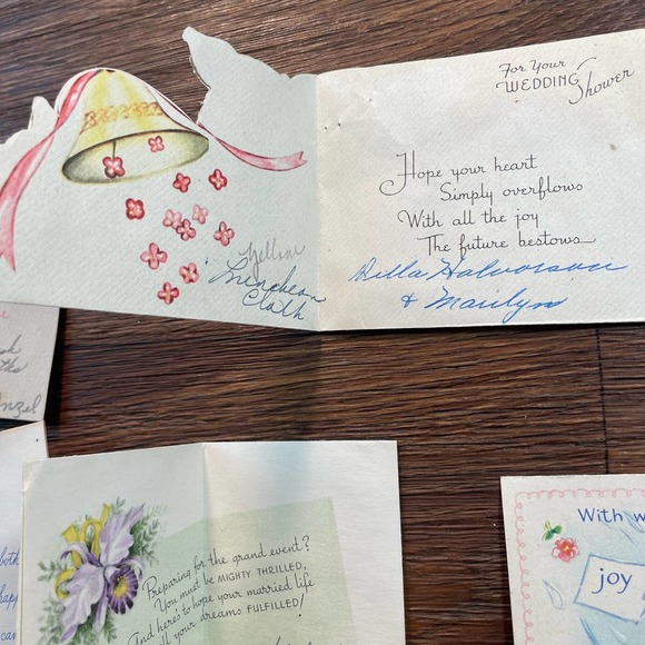 Lot of Kitsch Shower Cards and Wedding Cards - Picture 11 of 13